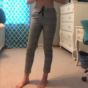 size 2 plaid white black and green pants